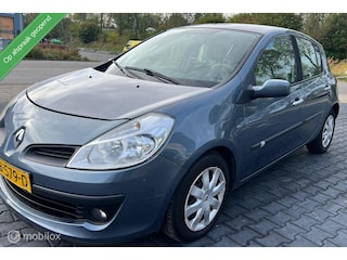 Renault Clio 1.6-16V Dynamique Comfort