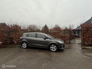 Ford S-MAX 1.5 Titanium Led / Panoramadak / Navigatie 2e eigenaar