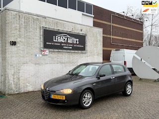 Alfa Romeo 147 1.6 T.Spark Veloce Collezione - APK 08/26 - DISTR RIEM VV - DEALER ONDERHOUDEN - VOLLEDIG UITGERUST!