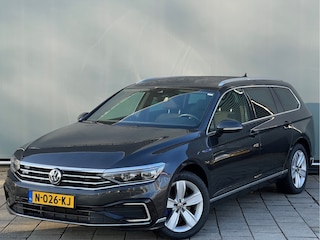 Volkswagen Passat Variant BWJ 2020 | 1.4T GTE 218PK Business | TREKHAAK | CLIMA | 18'' LMV | PDC | NAVI | CARPLAY |
