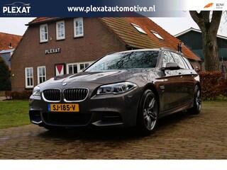 BMW 5-serie Touring 520d M Sport Edition Aut. | M-Pakket | Champagner Quarz | Full Led | Lederen Dashboard | Rijstrooksensor |
