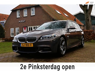 BMW 5-serie Touring 520d M Sport Edition Aut. | M-Pakket | Champagner Quarz | Full Led | Lederen Dashboard | Rijstrooksensor |
