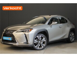 Lexus UX 250h Executive Line |President Pack|trekhaak|pano|leder|dealer onderhouden|