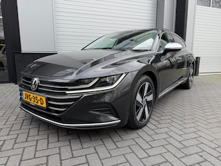 Volkswagen Arteon 1.4 TSI eHybrid Elegance Business+ / Panorama / 360 / Carplay