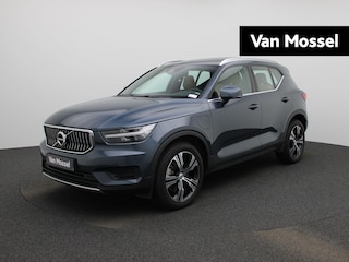 Volvo XC40 1.5 T4 Recharge Inscription | Automaat | Panoramadak | Harman Kardon | Leder | Apple Carplay / Android Auto | Stoel- Stuurverwaming | Memory Seats | Virtual Cockpit | Navigatie | Elektrische Achterklep | Climate Control | Cruise Control |Lichtmetalen Velgen |