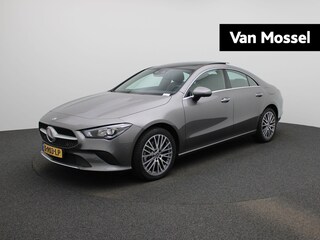 Mercedes-Benz CLA 250 e Luxury Line | Automaat | Panoramadak | Apple Carplay / Android Auto | Stoel- Stuurverwarming | 360 Camera | Memory Seats | Adaptieve Cruise Control | Sfeerverlichting | Virtual Cockpit | Climate Control | Lichtmetalen velgen |