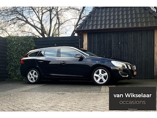 Volvo V60 2.0T Momentum 203pk 2011 AUTOMAAT - TREKHAAK