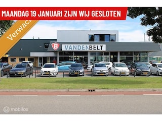 Volvo XC40 Recharge P8 AWD R-Design, Panoramadak, Stoel-stuurverwarming, Donker glas, Cruise, Clima, Navi, App connect, All Season banden