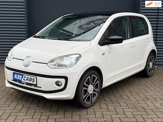 Volkswagen Up 1.0 CUP UP |PANO|STOELVERWARMING|AIRCO|NIEUWE APK|NIEUWE BANDEN