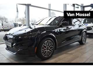 Ford Mustang Mach-E Extended Premium AWD 98 kWh | Showroom Voorraad | €1000.- Korting | Panoramadak | Incl. Ford Protect Verlengde Garantie 2 + 3 jaar/100.000 km |