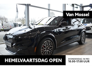 Ford Mustang Mach-E Extended Premium AWD 98 kWh | Showroom Voorraad | €1000.- Korting | Panoramadak | Incl. Ford Protect Verlengde Garantie 2 + 3 jaar/100.000 km |