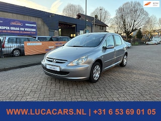 Peugeot 307 1.6-16V XT Premium AIRCO + NIEUWE APK!