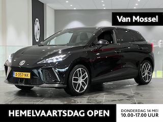MG 4 Luxury 64 kWh | 1e eigenaar | Navi | Camera | Trekhaak | Led Koplampen | Apple Carplay | Keyless Entry & Go |