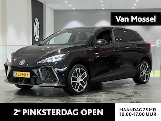 MG 4 Luxury 64 kWh | 1e eigenaar | Navi | Camera | Trekhaak | Led Koplampen | Apple Carplay | Keyless Entry & Go |