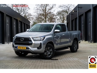 Toyota Hilux 2.4 D-4D Xtra Cab Professional *Navi* Vol*