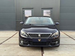 Peugeot 308 1.2 PureTech Executive Pano Leer Navi Cruise