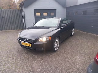 Volvo C70 Convertible 2.4i Kinetic,Climate control,Cruise control,Stoelverwarming,Memory stoelen,Lichtmetalen velgen,
