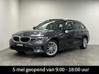 BMW 3-serie Touring 330i Executive Edition | Panoramadak | Trekhaak | Stoelverwarming |