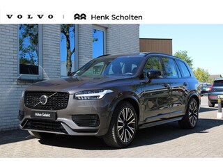Volvo XC90 2.0 T8 Recharge AWD Ultimate Bright | Panoramadak | Head-up display | Keyless entry | Elek. bed. stoelen voorstoelen met geheugen | Luchtvering | Semi elek. trekhaak | 360 graden camera | Dealer-onderhouden | Verwarmbare voorstoelen en achterbank | Verwarmbaar stuurwiel | Bowers & Wilkins audio | Apple carplay | Adaptive cruise control | 7-zits |