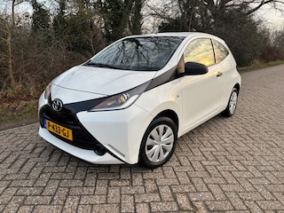 Toyota Aygo 1.0 VVT-i I 2017 I 109DKM I Airco I 3-Drs