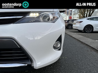 Toyota Auris 1.8 Hybrid Lease+