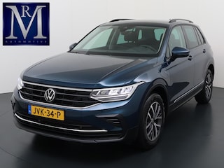 Volkswagen Tiguan 1.4 eHybrid OPF DSG Life 24.000KM!!| SUPER COMPLETE AUTO| DIG. DASH| STOEL + STUURVERWARMING| CARPLAY | NET ONDERHOUD GEHAD, RIJKLAAR INCL 12 MND. BOVAG GARANTIE|