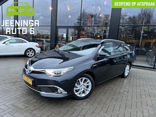 Toyota Auris 1.8 Hybrid Executive|Camera|Stoelverwarming|Navi