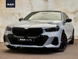 BMW 5-serie Limousine 530e M Sport Pro, pano, tr.haak, H&K, 21", 360° camera, LED-kopl., privacy