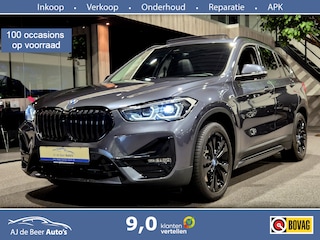 BMW X1 xDrive25e High Executive Sportline | Panorama | Camera | Stoelverwarming | 4x4 | LED