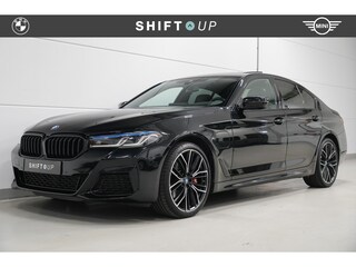 BMW 530e M-Sport | M-Stoelen | Schuifdak | Alcantara hemel | Head Up | Harman Kardon