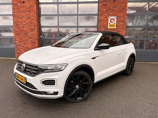 Volkswagen T-Roc 1.5 TSI DSG R-Line Camera|Beats|Trekhaak|Leer|Apple Carplay|