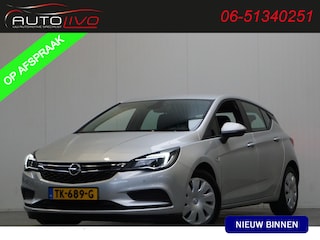 Opel Astra 1.6 CDTI Online Edition NAVI PDC CRUISE AC etc.