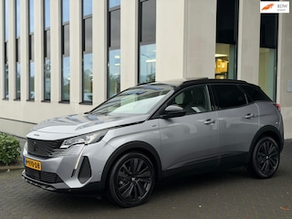 Peugeot 3008 1.2 PureTech AUTOMAAT GT Black edition, Panoramadak, achteruitrijcamera, vele opties, 1 e eigenaar