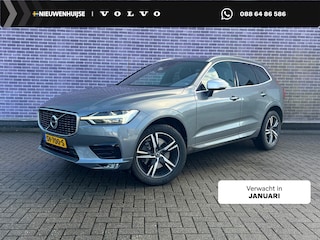 Volvo XC60 T5 R-Design | Navigatie | Stoelverwarming Voor + Achter | Adaptieve Cruise Control | Trekhaak | Elek. Achterklep | Keyless | Getint Glas | Lederen Bekleding | Stuurverwarming | Zitverlenging | Memory | Camera | Apple Carplay | Volvo On Call | LED | Dodehoekdetectie