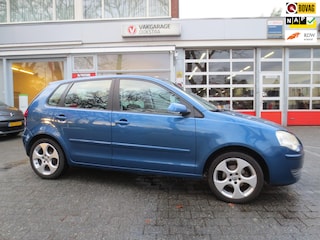 Volkswagen Polo 1.4-16V Optive