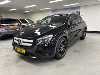 Mercedes-Benz GLA 220 CDI Urban Dodehoek Distronic Camera Trekhaak Aut airco Parktronic
