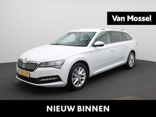 Skoda Superb Combi 1.5 TSI ACT Business Edition | ACC | Carplay | Trekhaak | Climate control Facelift model |