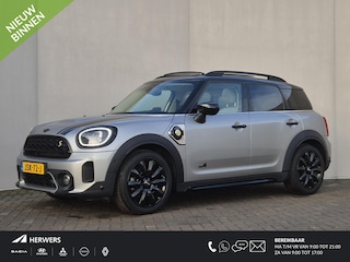 Mini Countryman 1.5 Cooper S E ALL4 PHEV MINI Yours Automaat / Dealer onderhouden / Leder / Schuifdak / Elektrische stoelen / Harman Kardon / Adaptieve CC / HUD / Achteruitrijcamera / Parkeer assistent / Apple Carplay Android /