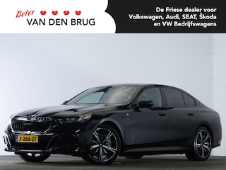 BMW 550e 490 PK M-Sport xDrive | LED | Vierwielbesturing | Leder | Stoelverwarming en Koeling | Trekhaak | Harman/Kardon | Comfort Zetels |