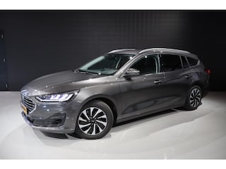 Ford Focus Wagon 1.0 EcoBoost Hybrid Titanium