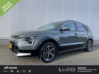 Kia Niro 1.6 GDi DynamicPlusLine / Lederen interieur / Schuif-kanteldak / Climate control / Adaptief cruisecontrol / Stoel + stuurwiel verwarming / Keyless entry / LMV / Parkeersensoren.