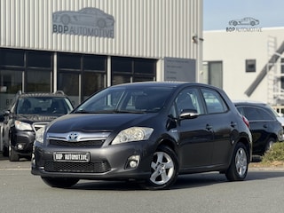 Toyota Auris 1.8 Full Hybrid Limited ✅ Automaat | Trekhaak | Betrouwbaar & zuinig | NL AUTO