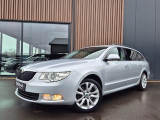 Skoda Superb Combi 1.8 TSI Active Business Line Automaat | Xenon | Navi | Cruise | Trekhaak