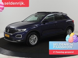 Volkswagen T-Roc 1.5 TSI Style | Panoramadak | Trekhaak | Full LED | Carplay | Adaptive cruise | Navigatie | Airco | Parkeerhulp | Bluetooth