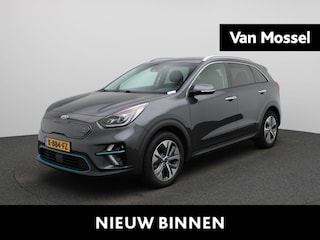 Kia Niro EV e-Niro ExecutiveLine 64 kWh | Apple Carplay / Android Auto | Stoelverwarming/Koeling | Lederen Bekleding | Camera | Privacy Glass |