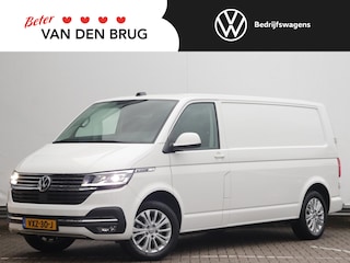 Volkswagen Transporter 2.0 TDI L2H1 28 Bulli | Trekhaak | Adaptive cruise | Navigatie 'Pro' | Versterkte vering | Parkeersensoren | LED |