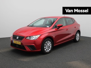 Seat Ibiza 1.0 TSI Style Business Intense | Apple Carplay / Android Auto | Climate Control | Camera | Privacy Glass | Cruise Control | Lichtmetalen Velgen |