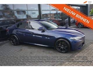 Alfa Romeo Giulia 2.0T Super, Xenon, Led, Leder, Navi, Clima, 19 inch