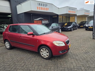 Skoda Fabia 1.4-16V Ambiente AIRCO CRUISE AFNB. TREKHAAK NW APK