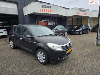 Dacia Sandero 1.2 Lauréate AIRCO BEURT NW APK TREKHAAK